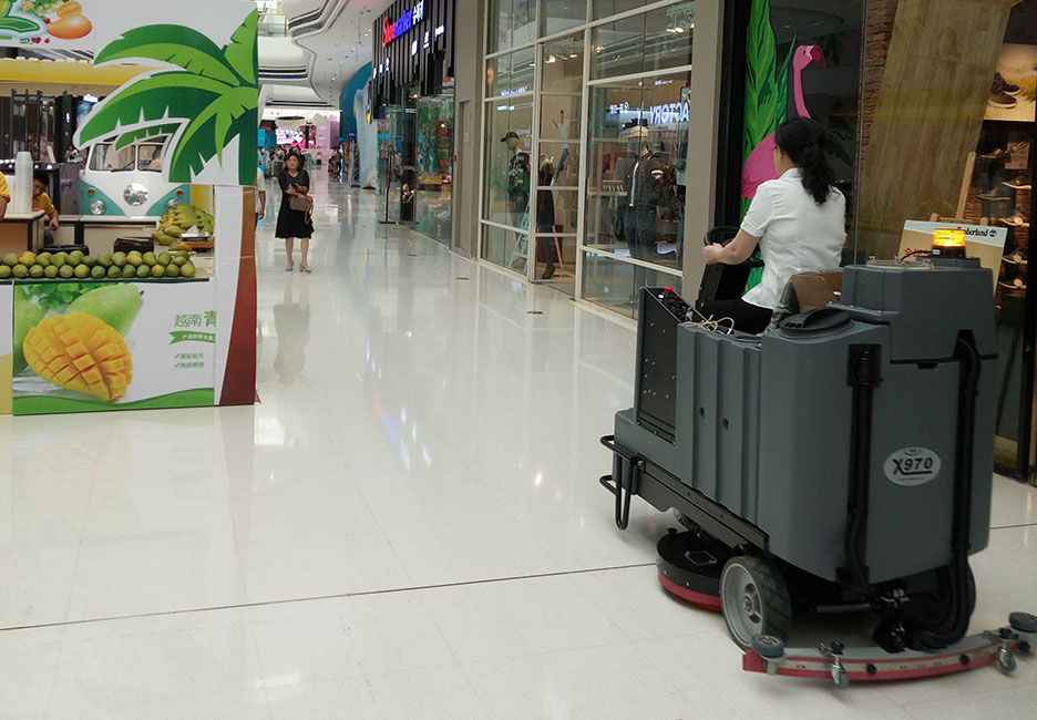 江西大型清潔設備多功能洗地機和電動<a href=http://m.maggieds.com target=_blank class=infotextkey>掃地車生產廠</a>